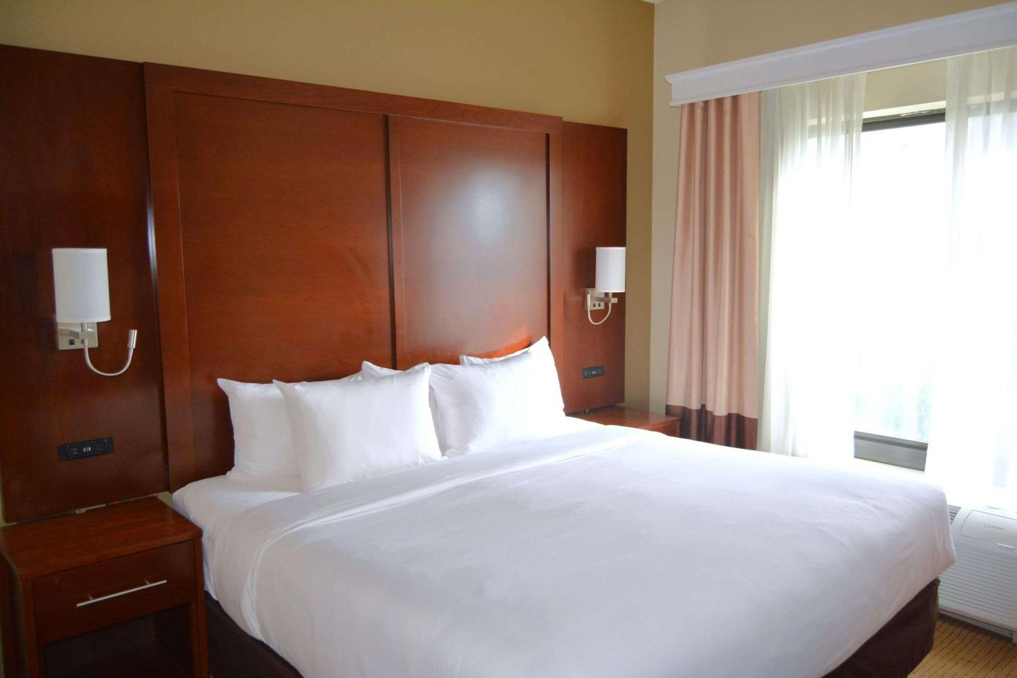 คอมฟอร์ต สวีท แอมิช คันทรี Hotel Smoketown  ภายนอก รูปภาพ