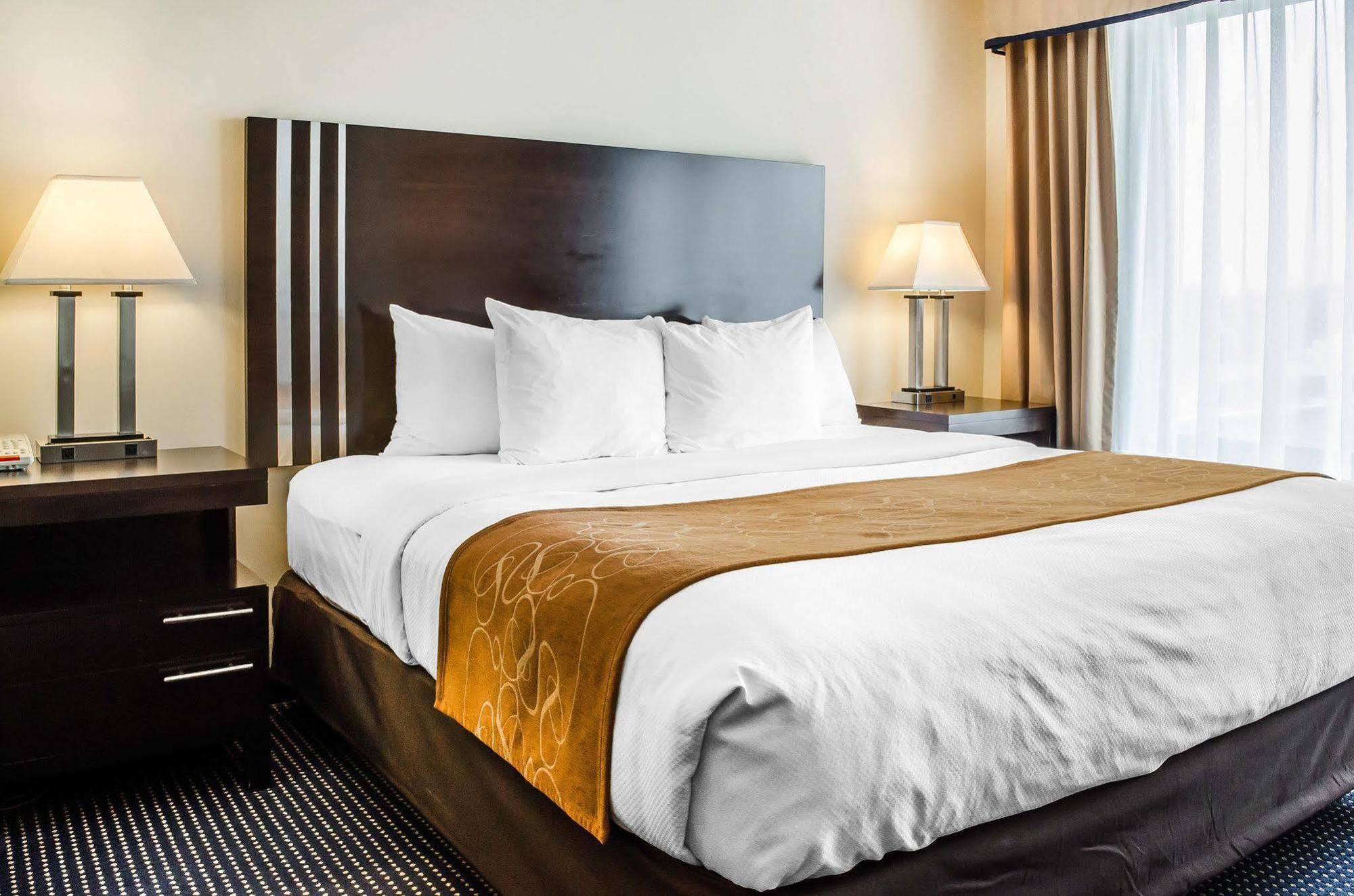 คอมฟอร์ต สวีท แอมิช คันทรี Hotel Smoketown  ภายนอก รูปภาพ